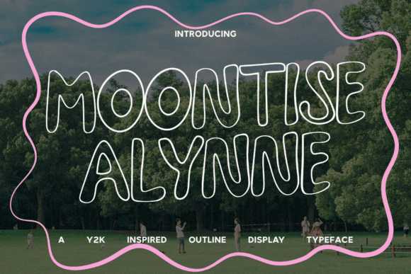 Moontise Alynne: Capturing Y2K Nostalgia in Modern Design